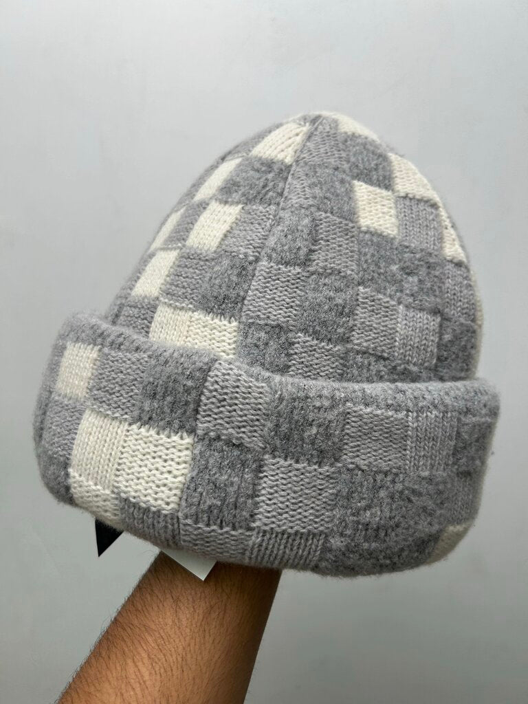 Preowned Louis Vuitton White Grey Damier Big Beanie