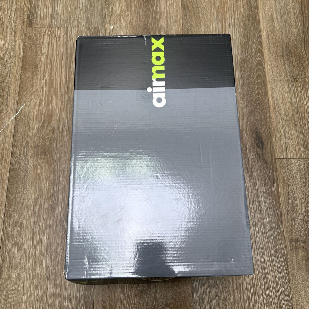 New Air max 95 Neon Size 10