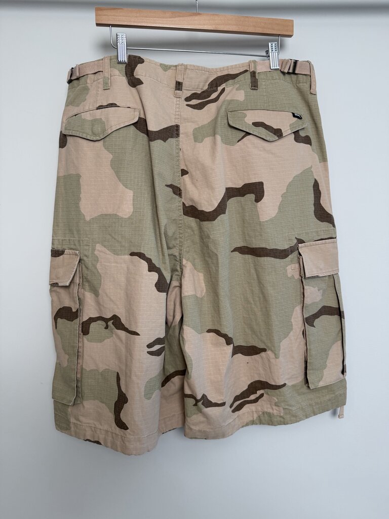 New Stussy Dessert Camo Cargo size 36