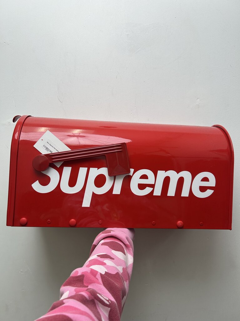 New Supreme Red Mailbox
