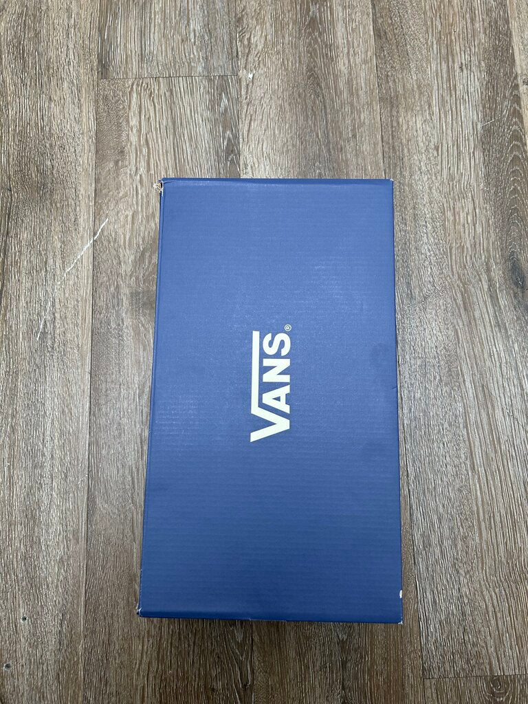 New Vans Yatch Club Sz 10.5