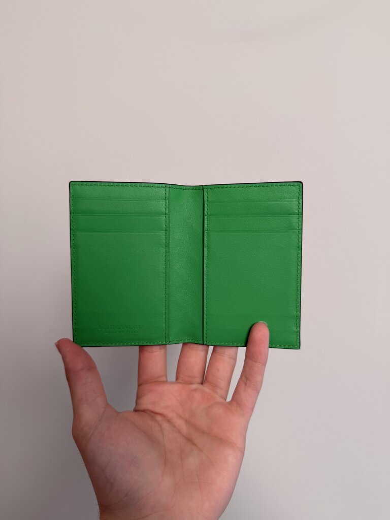 Preowned Bottega Vanetta Black Green Bi Fold Wallet