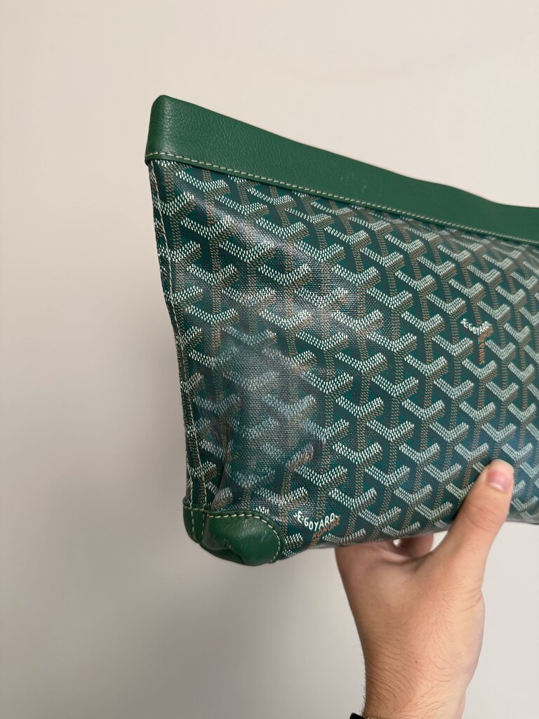 Preowned Goyard Green Conti Pouch (Major Ink Flaw)