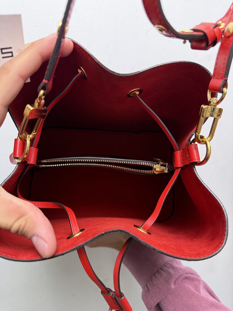 Preowned Louis Vuitton Brown Monogram Red NeoNoe Bucket Bag