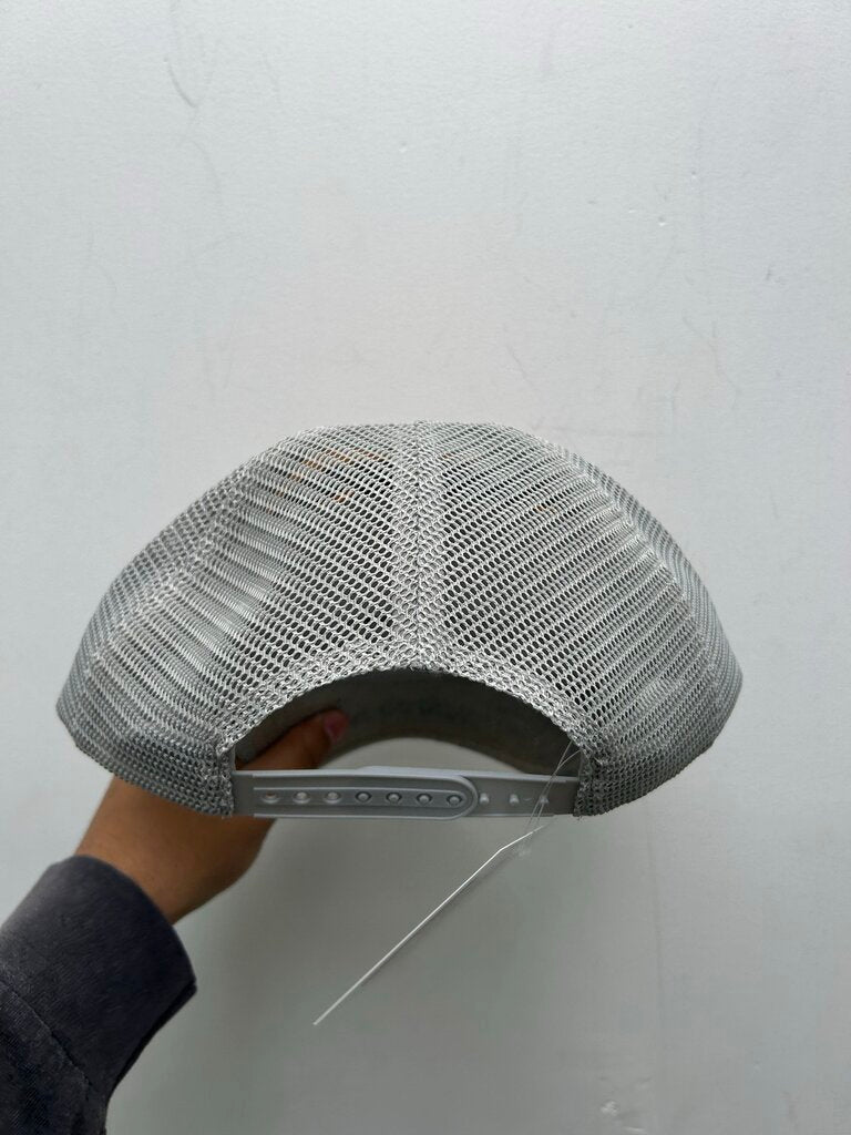 New Gv Gallery Eagle Raspberry Hat