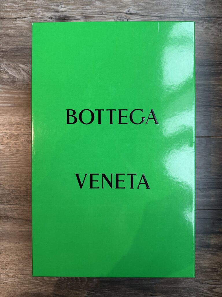 New Bottega Veneta Orbit Black/Silver Sz. 43