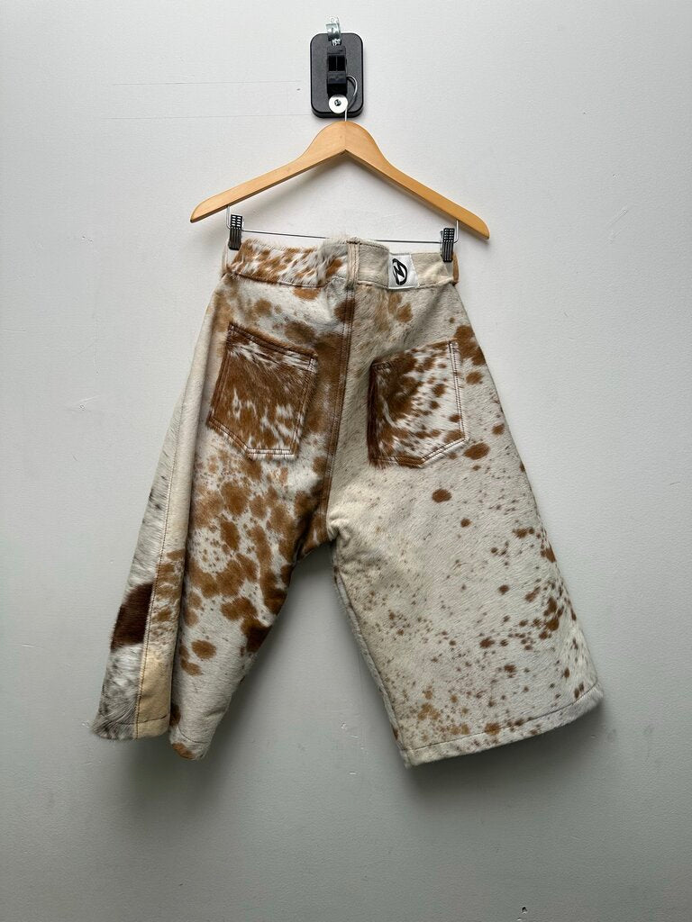 New NYRVA Mohair Tan Shorts Size 36