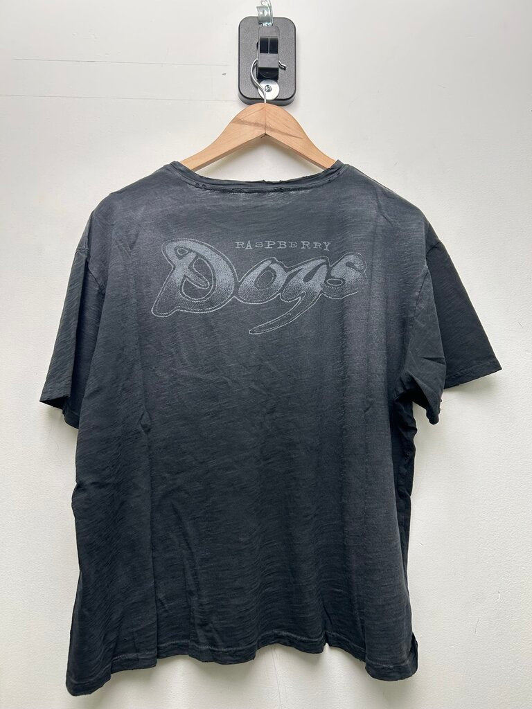 New Gv Gallery Black Dogs Tee Sz.Large
