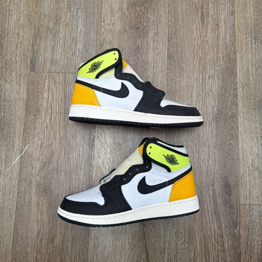 New Jordan 1 High Volt Size 6y