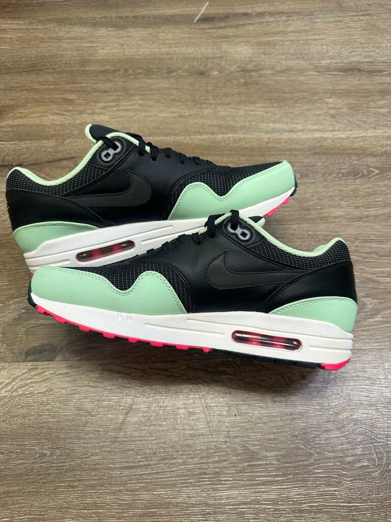 New Nike Air Max 1 Yeezy sz.8.5