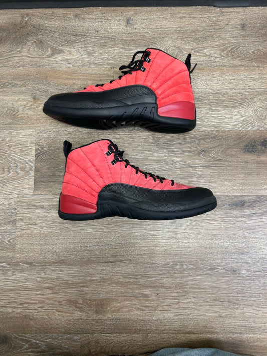 Preowned Jordan 12 Reverse Flu sz.13