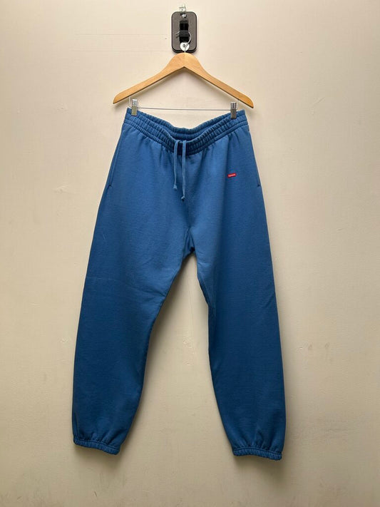 New Supreme Blue Box Logo Sweats sz.XL