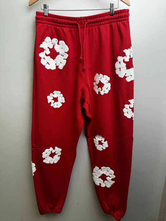 New Denim Tears Red Wreath Sweatpants size L