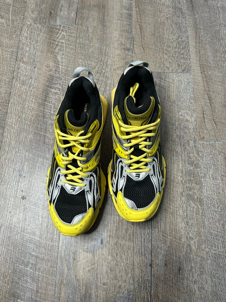 Preowned Balenciaga Xpander Yellow size 44(no box)