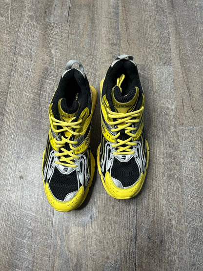 Preowned Balenciaga Xpander Yellow size 44(no box)