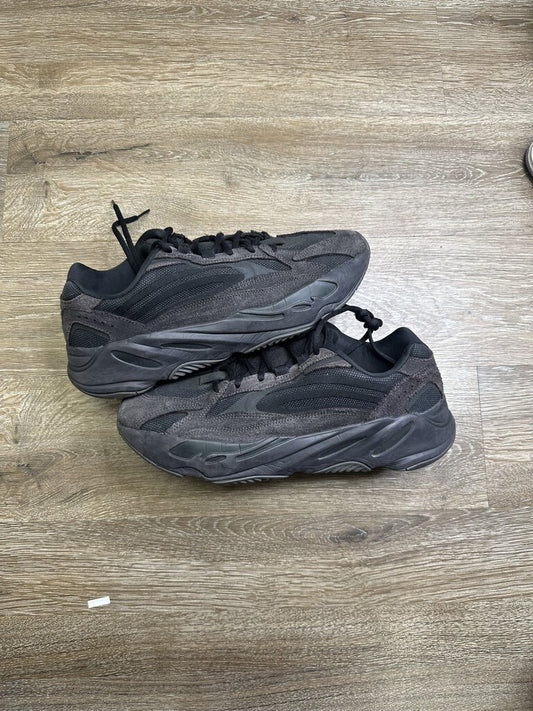 Preowned Yeezy 700 MNVM Triple Black (No Box) Size 10