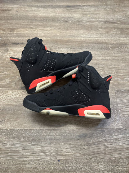 Preowned Jordan 6 Black Infared Size 8.5