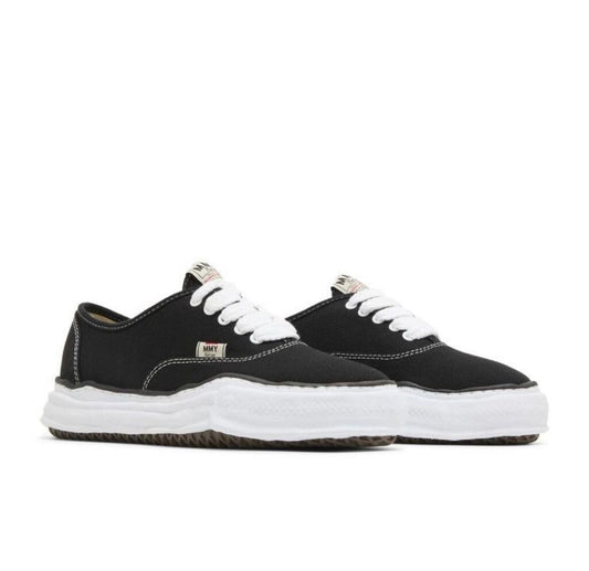 New MMY Black White Vans Size 40