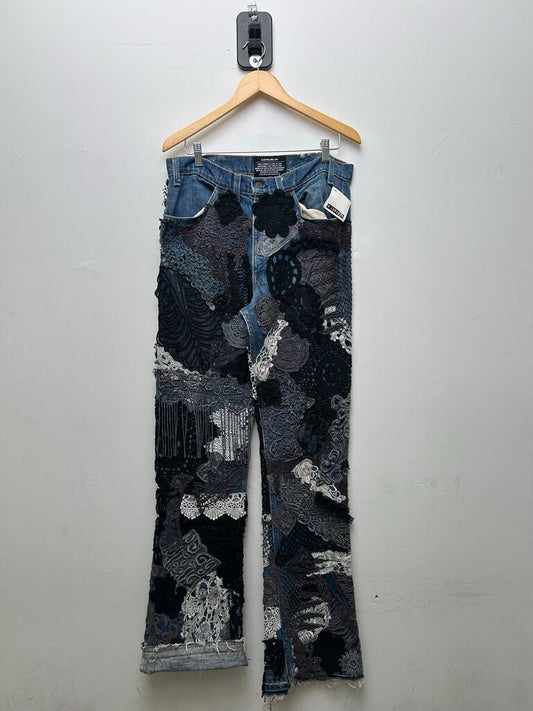 New Earthling VIP Black Grey Floral Denim Size 32