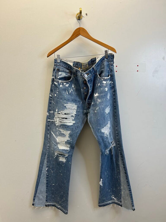 New Gallery Dept. Lightwash Distressed Falred Denim Size 36
