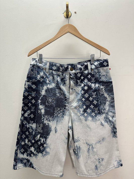 New Louis Vuitton Monogram Washed Denim Shorts Size 32