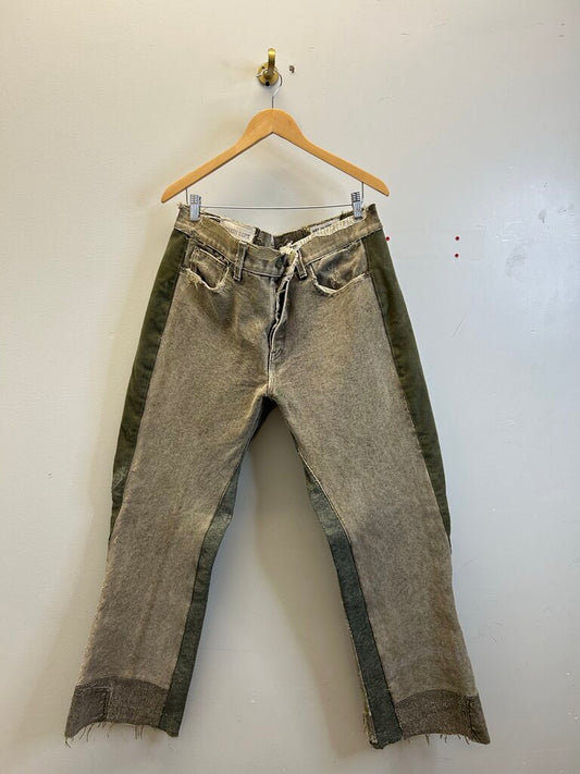 Preowned Gallery Dept. Olive Flare Caps Size 36