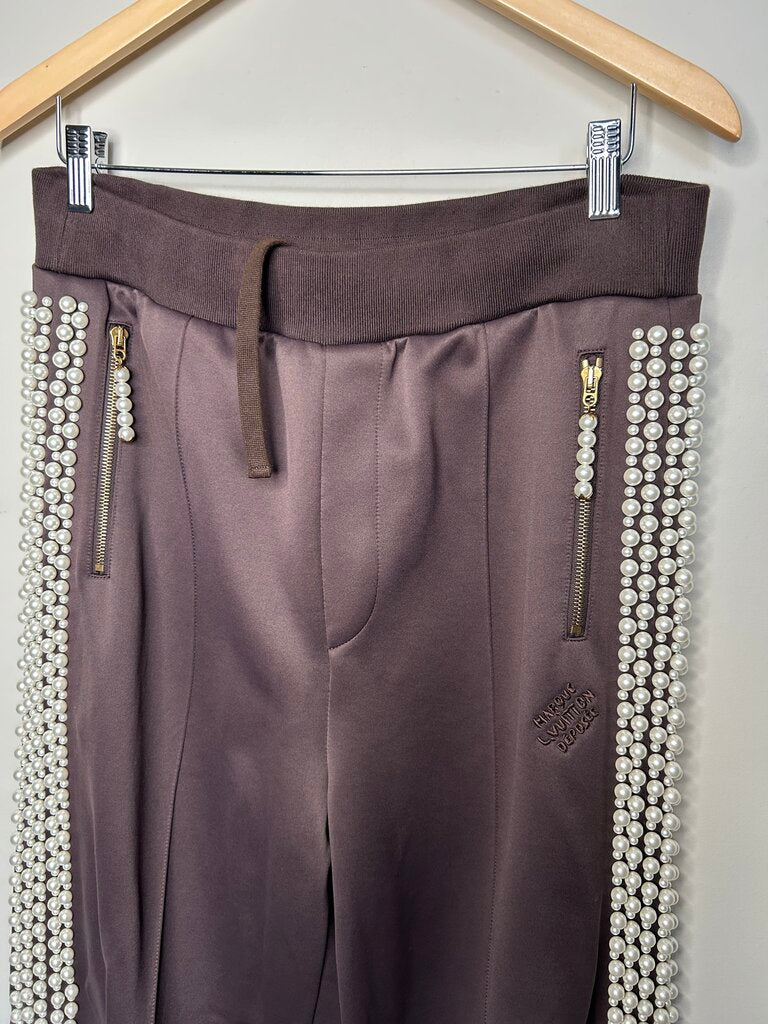 Preowned Louis Vuitton Pearl Brown Pants Size XL