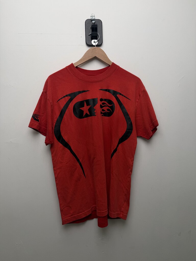 New Hellstar Red Star logo Tee Size XS
