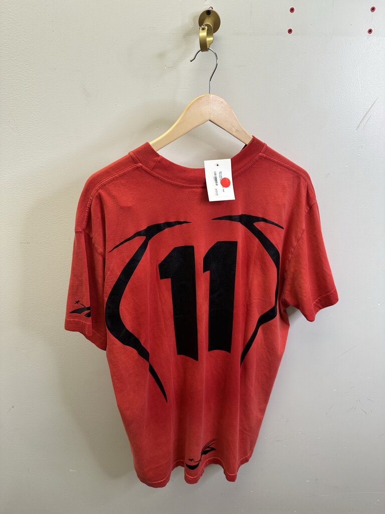 New Hellstar Red Lady tee Size XL