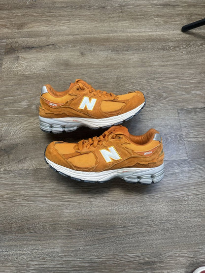 Preowned New balance 2002R Orange Size 8