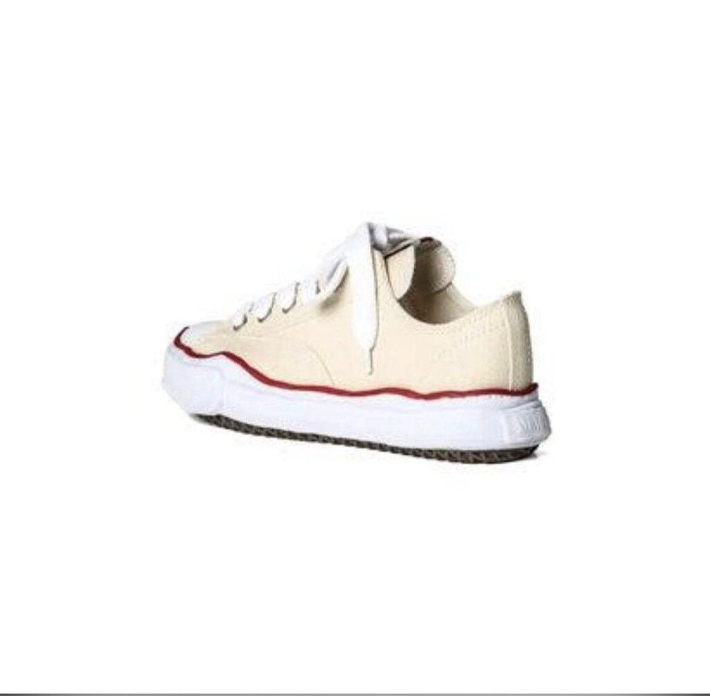 New MMY Converse Low Cream Size 42