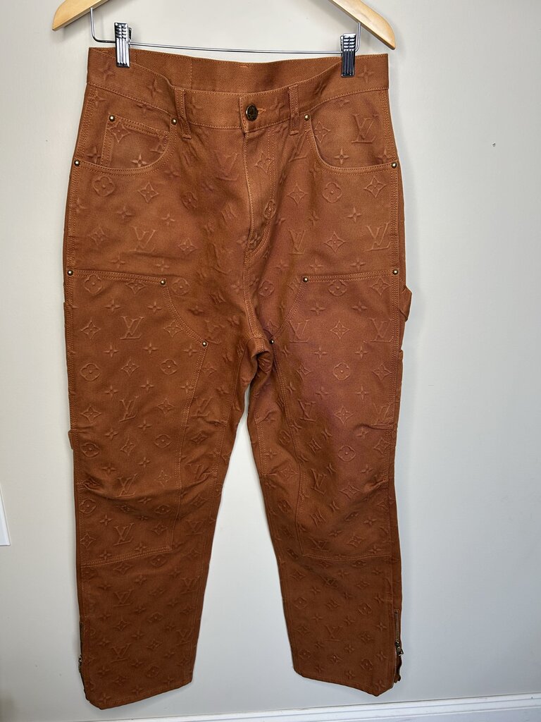Preowned Louis Vuitton Brown Monogram Carp Pants size 32