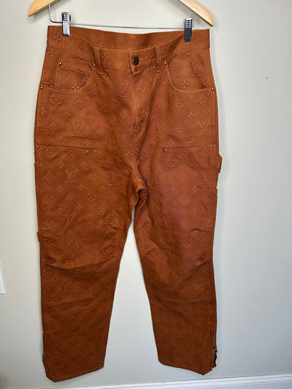 Preowned Louis Vuitton Brown Monogram Carp Pants size 32