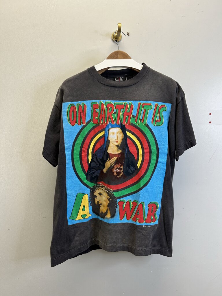 New Saint Michael A War Grey Tee Size Medium