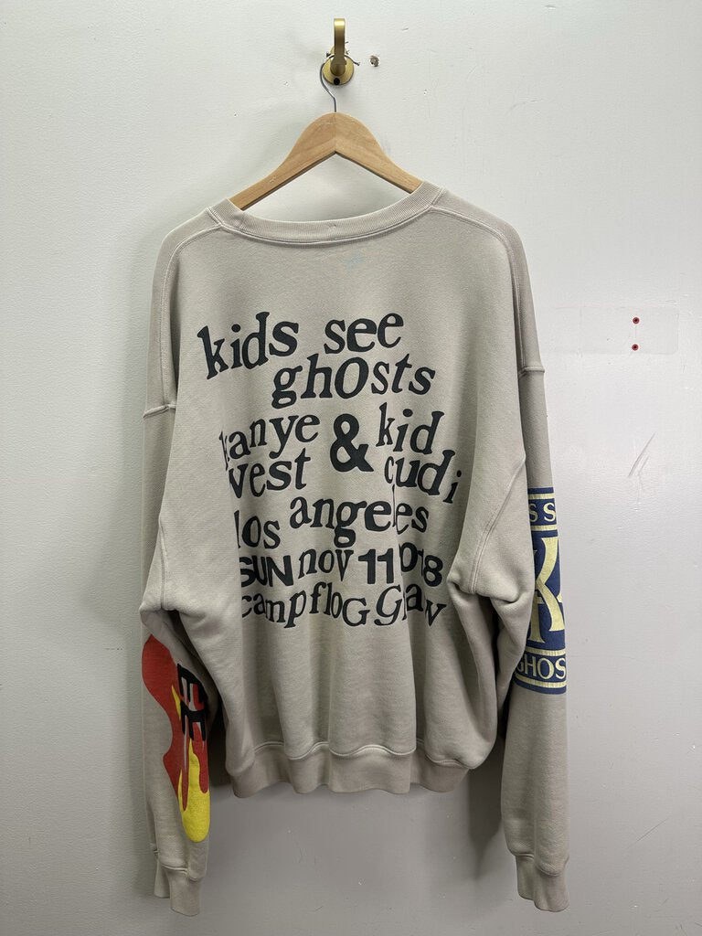 Preowned CPFM Kids See Ghost Crewneck Size Large