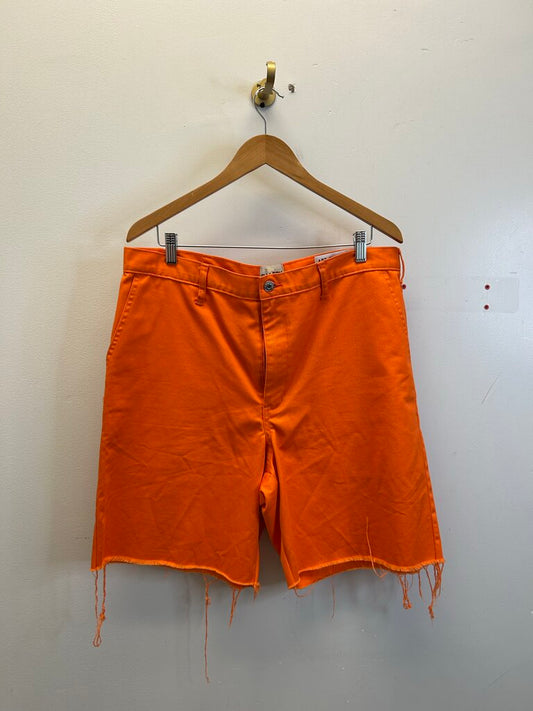 Preowned Gallery Dept. Orange Shorts Size 37