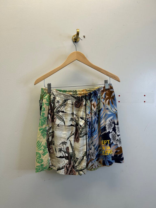 Preowned Gallery Dept. Split Flower Shorts Size XL
