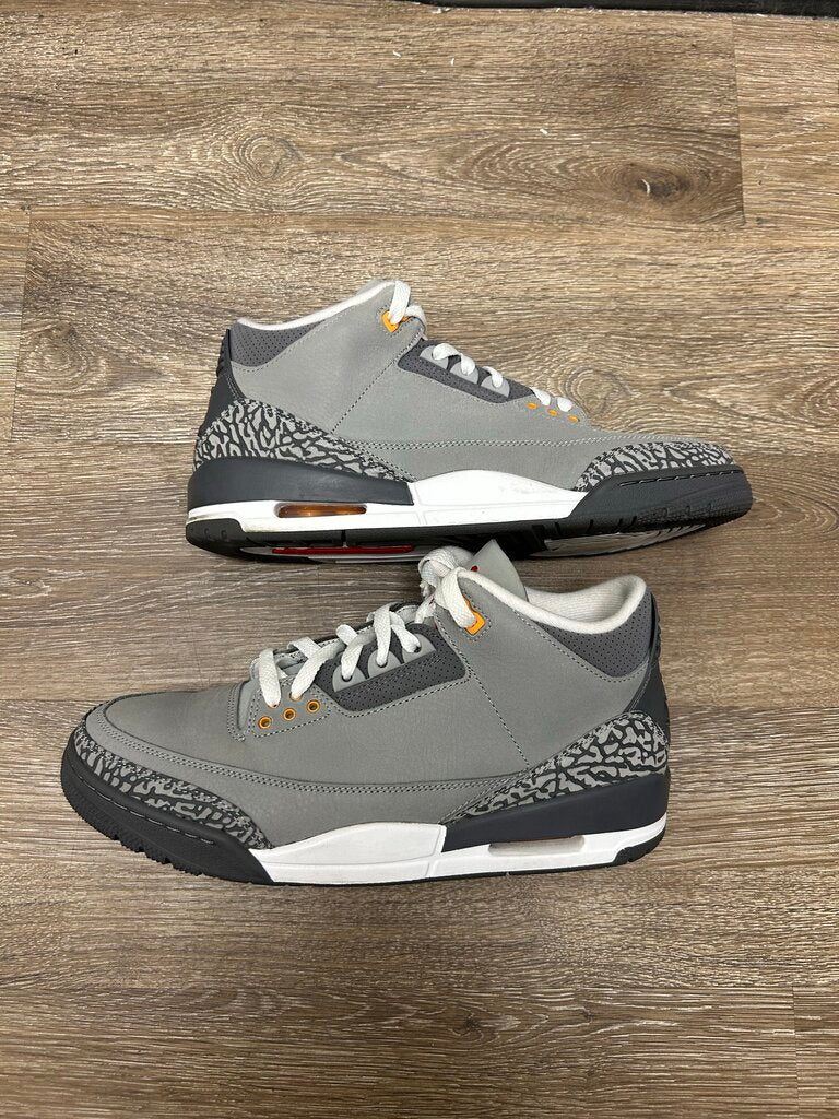 Preowned Jordan 3 Cool grey Size 10.5
