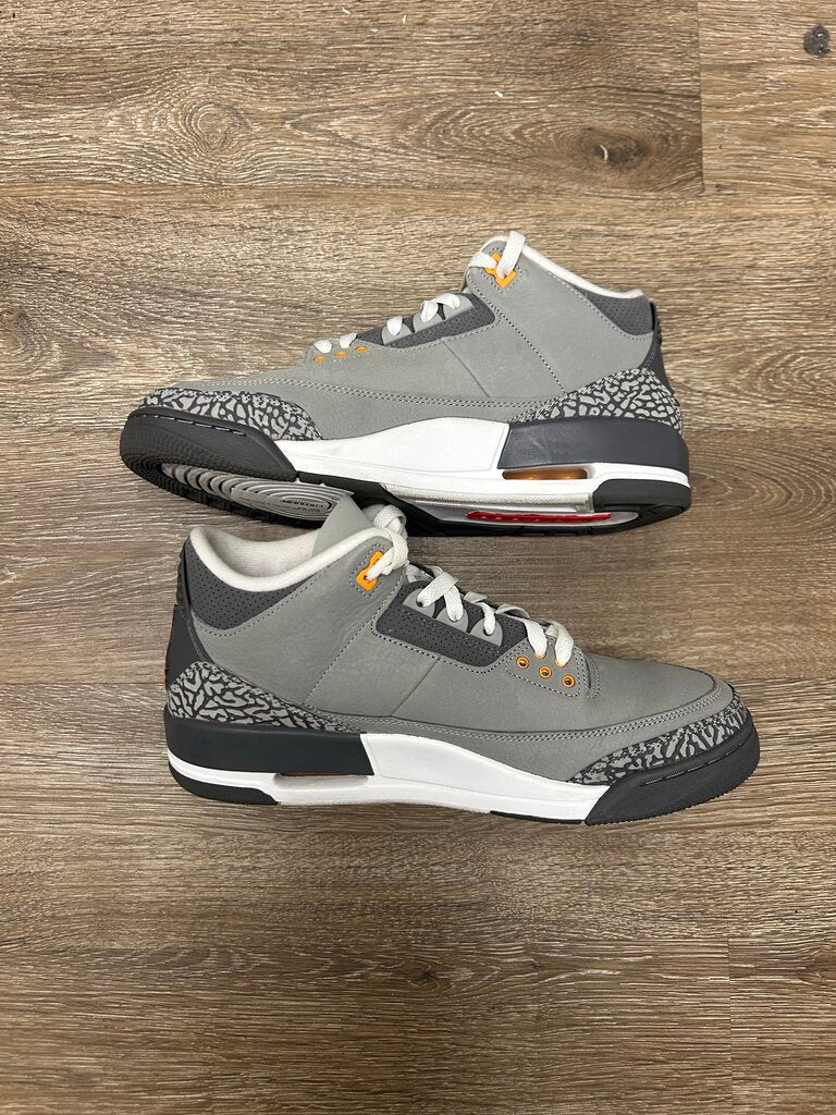 Preowned Jordan 3 Cool grey Size 10.5