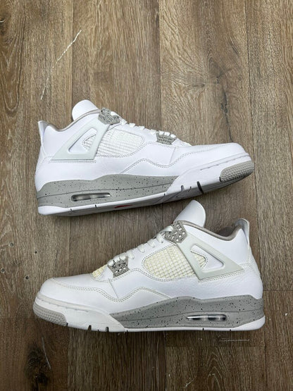 New Jordan 4 White Oreo Size 12(Yellow)