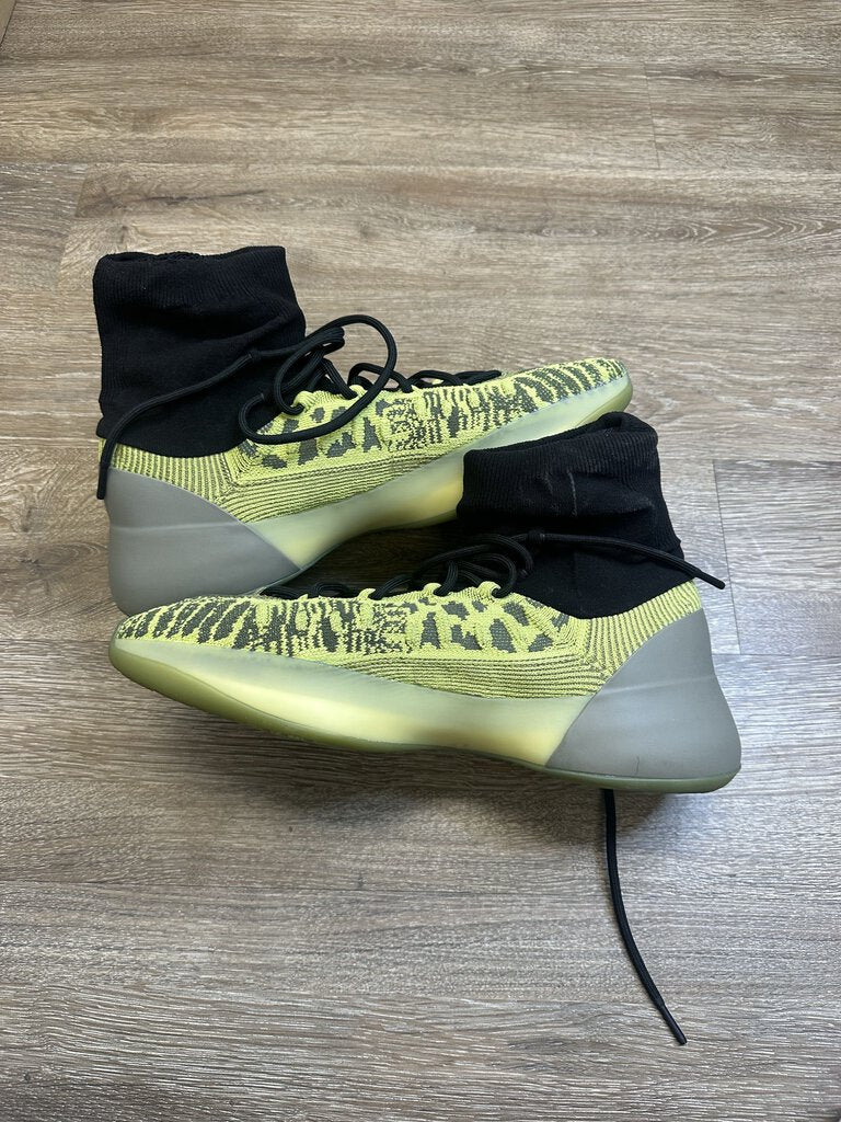 Preowned Yeezy Knit BSKTBL Yellow Size 14