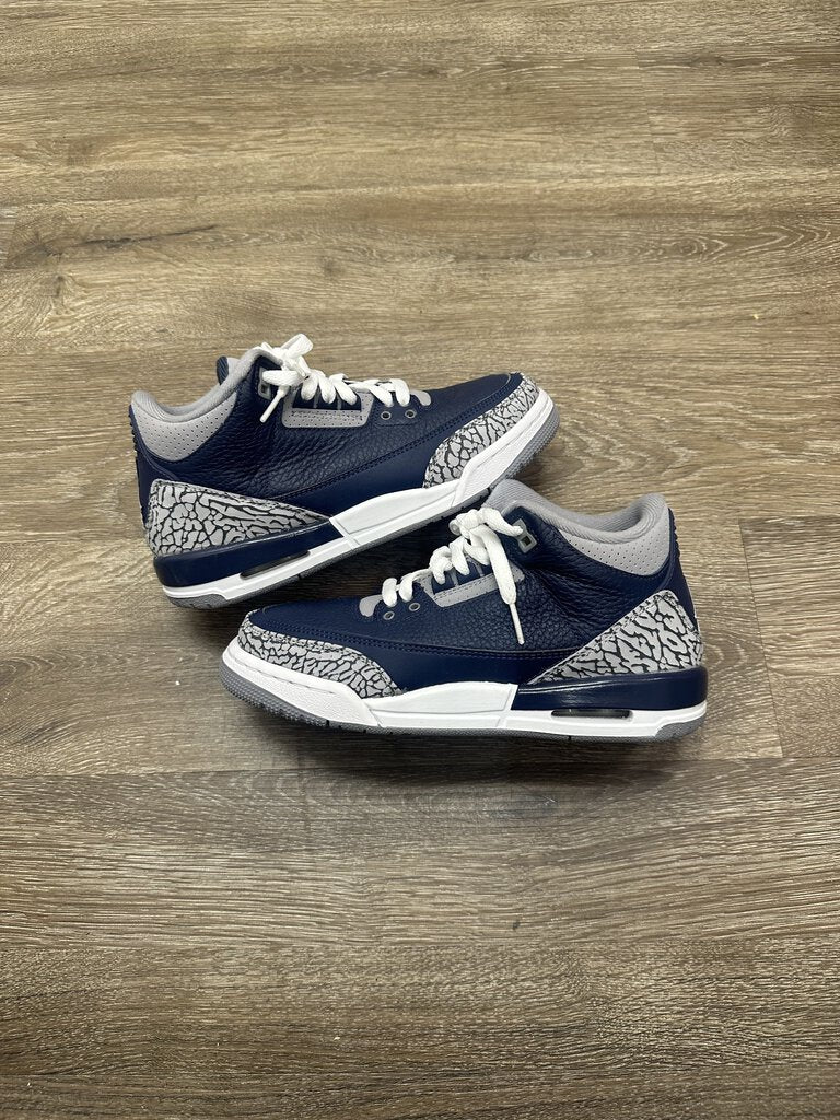 Preowned Jordan 3 Midnight Navy Size 6