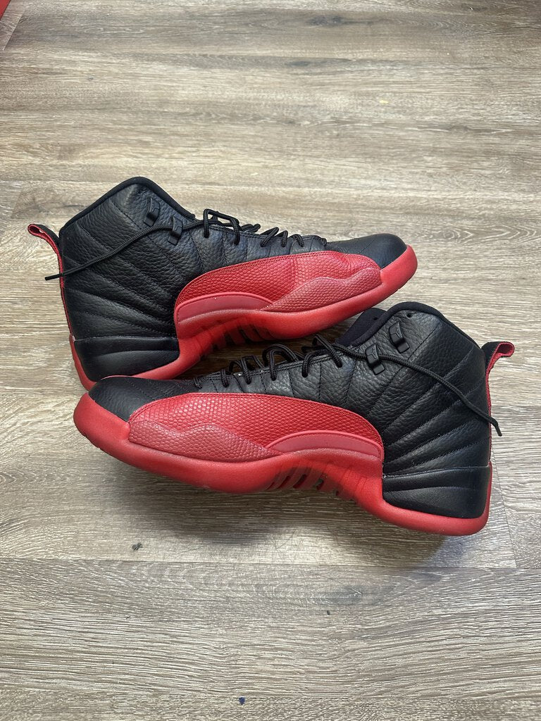 Preowned Jordan 12 Flu Game Size 13