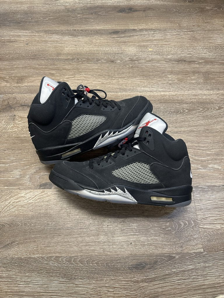 Preowned Jordan 5 Black Metallic Size 13