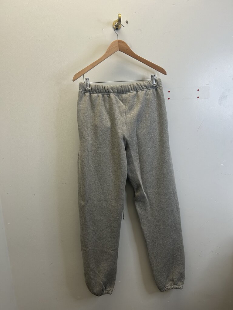 New Essentials Dark Oatmeal Sweatpants Size Medium