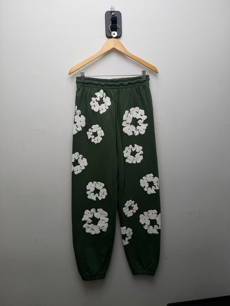 New Denim Tears Green Wreath Sweats size M