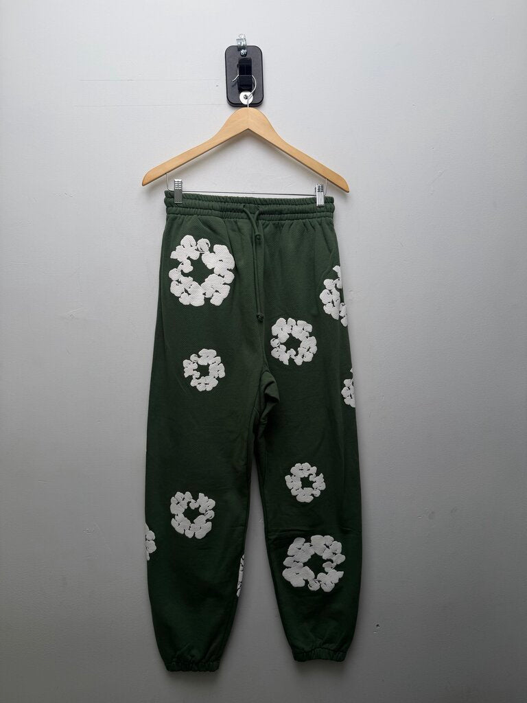 New Denim Tears Green Wreath Sweats size M