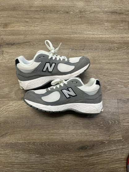 Preowned New Balance 2002R Grey Size 7