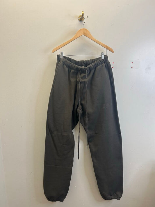 New Essentials Off Black Sweatpants Size Small