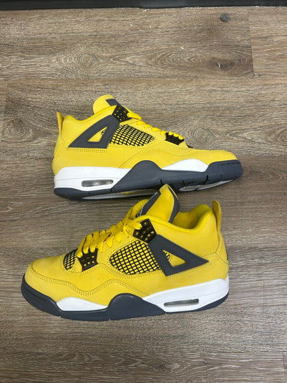 Preowned Jordan 4 Size 8.5